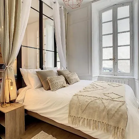 Apartment De Charme: La Rochelle/vieux Port *